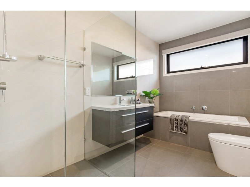 2/260 Balcombe Road, Mentone VIC 3194