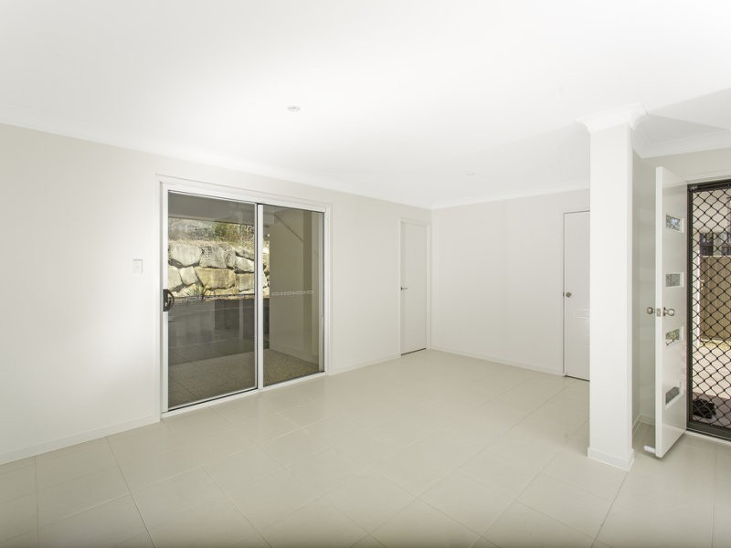 2/73 Newcastle Drive, Pottsville NSW 2489