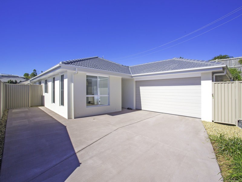 2/73 Newcastle Drive, Pottsville NSW 2489