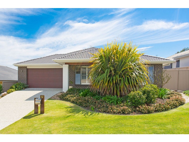 52 Newcastle Drive, Pottsville NSW 2489