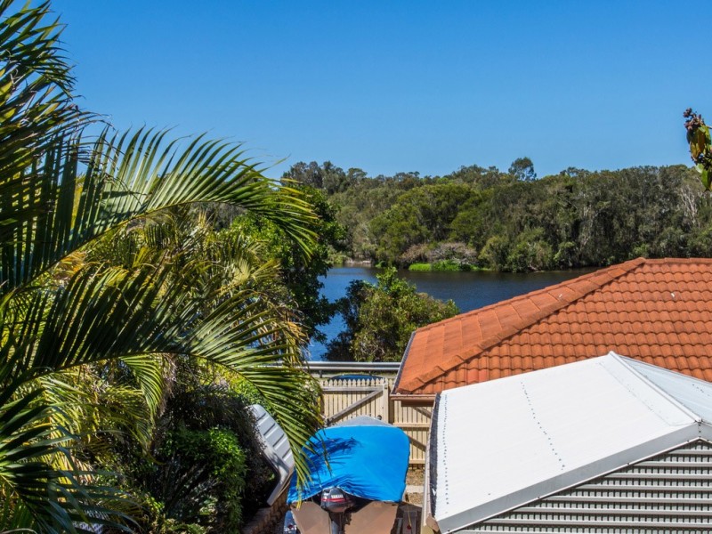 4 Port Drive, Tweed Heads South NSW 2486