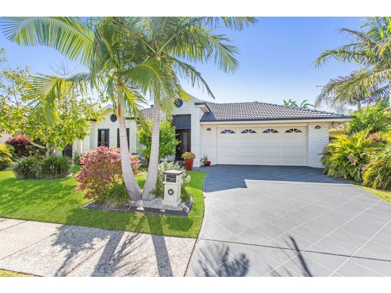 24 Urunga Drive, Pottsville NSW 2489