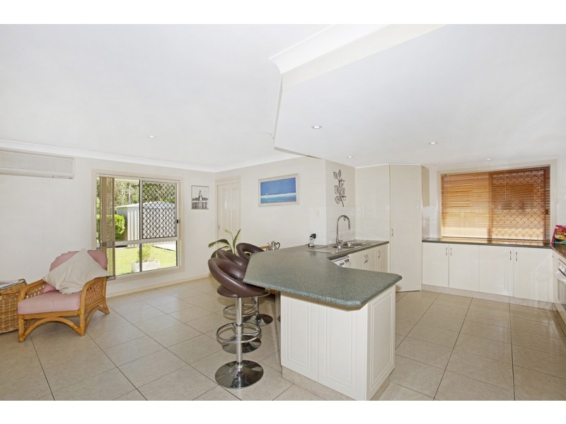 52 Border Crescent, Pottsville NSW 2489