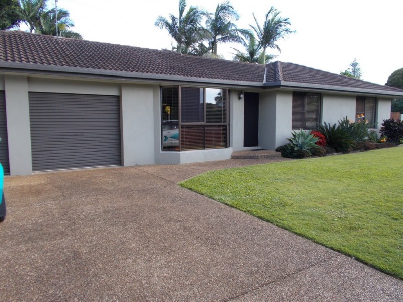 4 John Robb Way, Cudgen NSW 2487