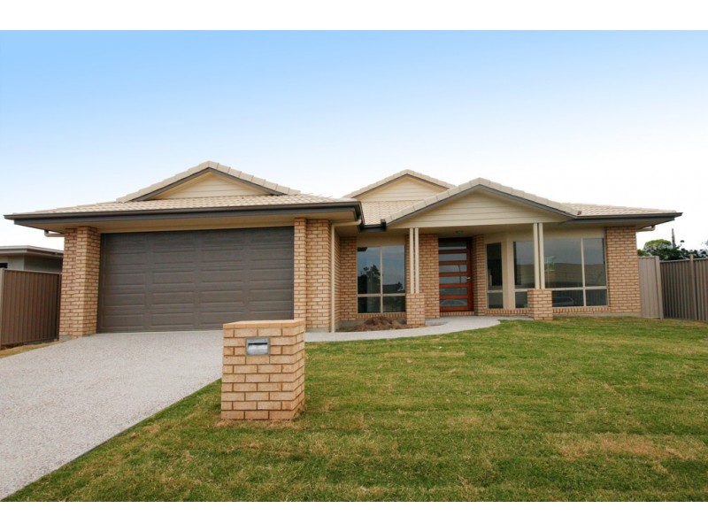 65 Lennox Cct, Pottsville NSW 2489
