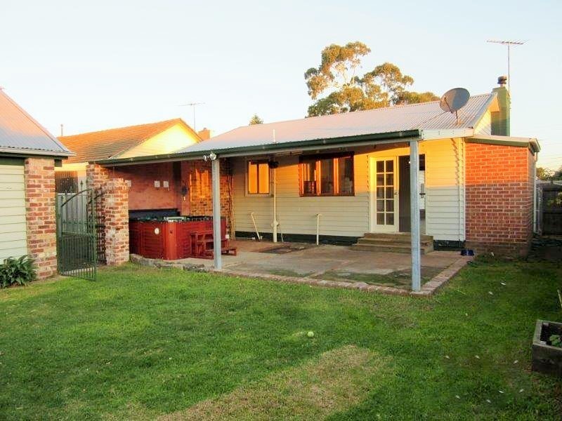 10 Finch Street, Norlane VIC 3214