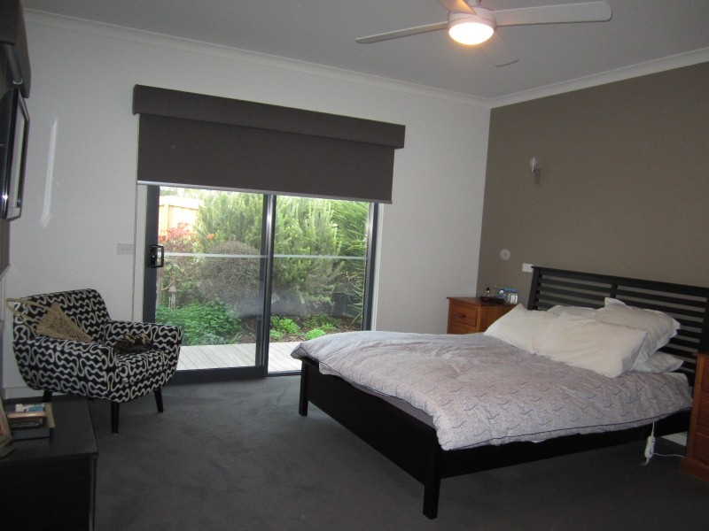 42 Ponds Drive, Lara VIC 3212