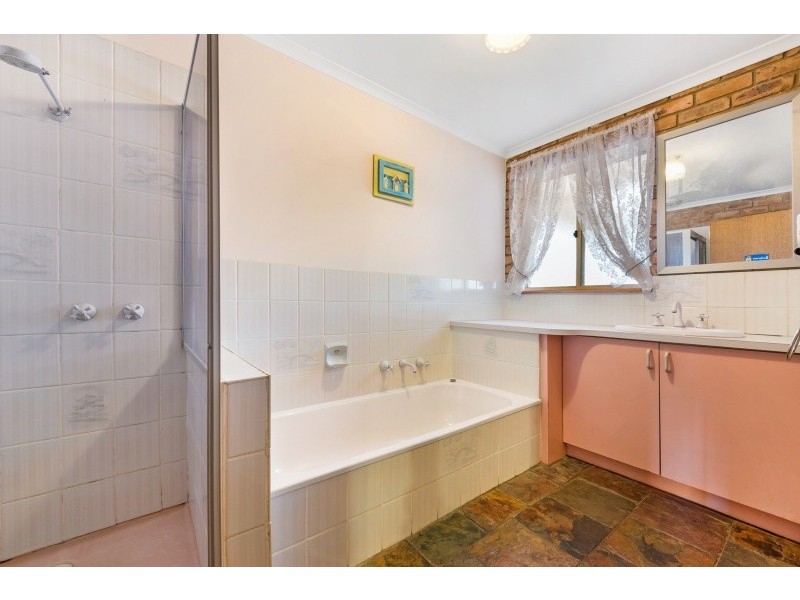 60 Elcho Road, Lara VIC 3212