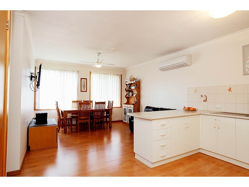 16 Moran Place, Norlane VIC 3214