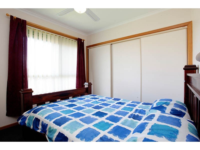 16 Moran Place, Norlane VIC 3214