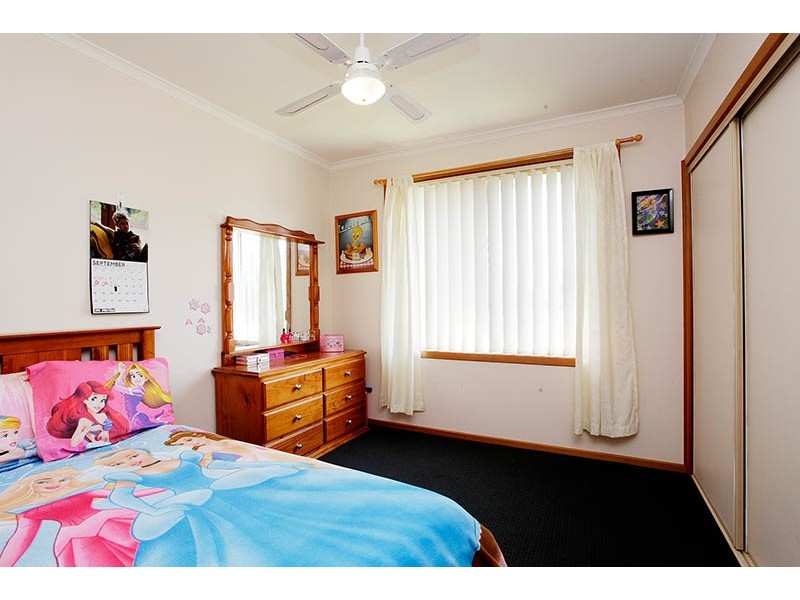 16 Moran Place, Norlane VIC 3214