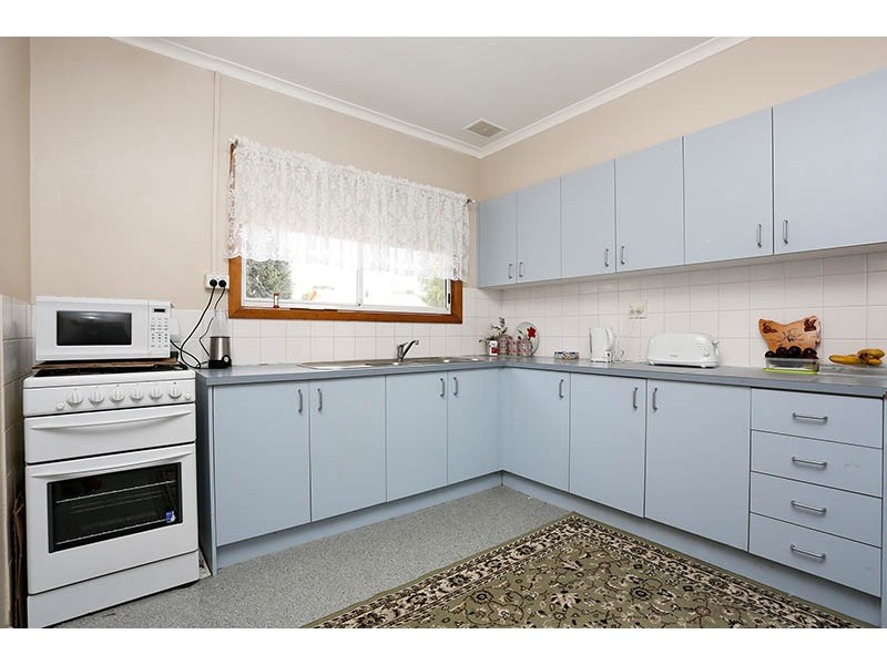 5 Detroit Crescent, Corio VIC 3214