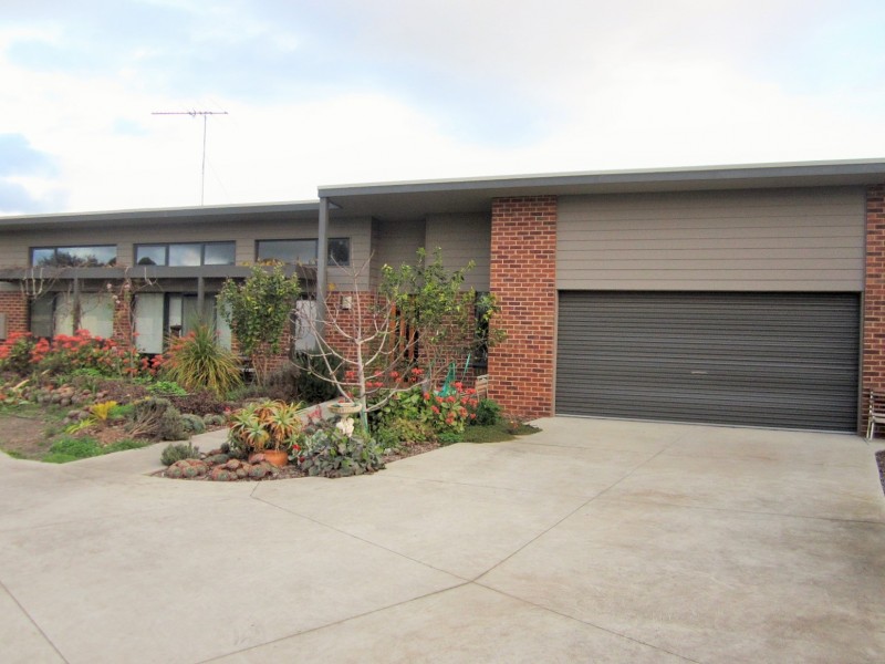 42 Ponds Drive, Lara VIC 3212