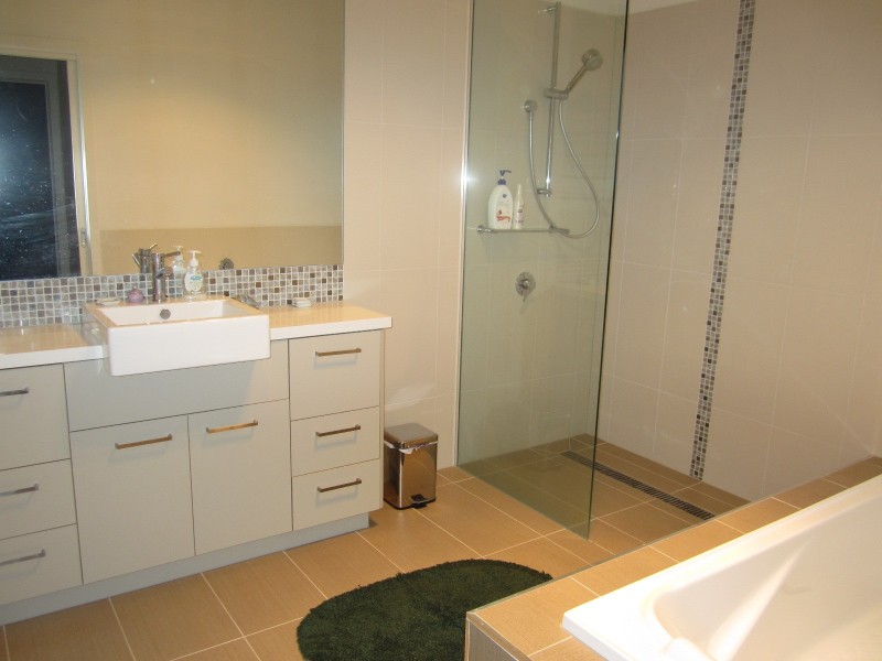 42 Ponds Drive, Lara VIC 3212