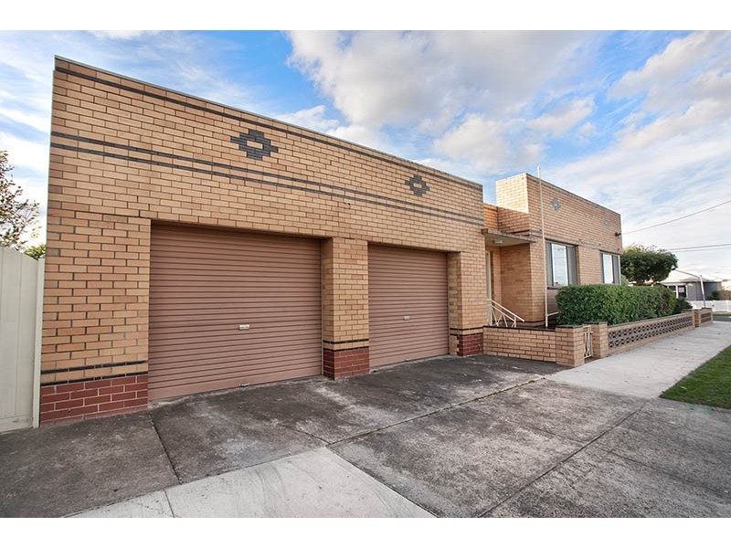 27 Osborne Avenue, North Geelong VIC 3215