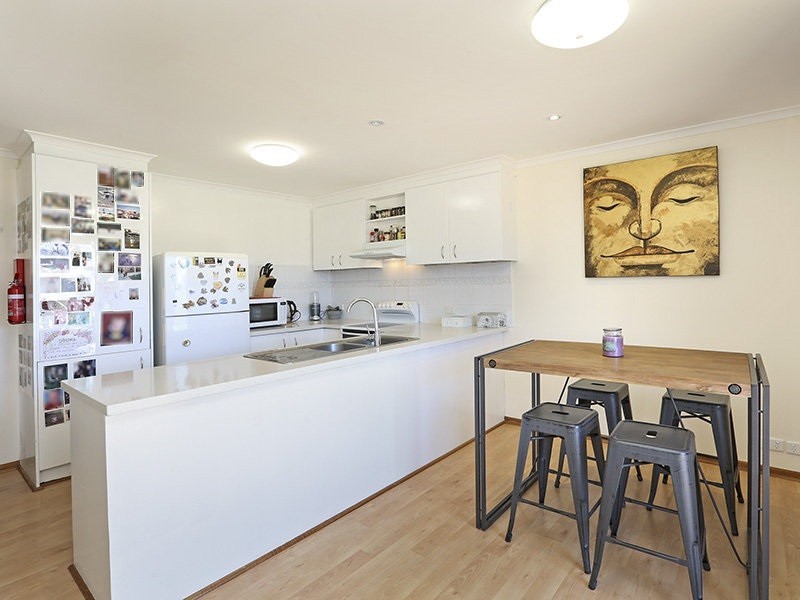 2/52 Cameron Crescent, Lara VIC 3212