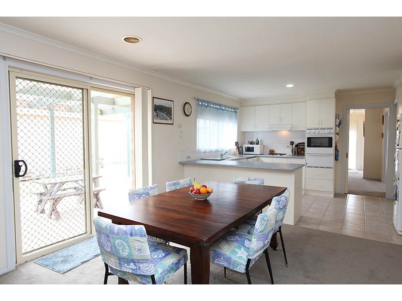 19 Curletts Road, Lara VIC 3212