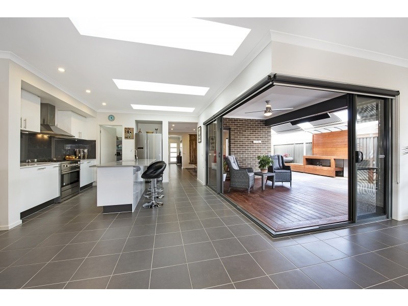 50 Nankeen Avenue, Lara VIC 3212