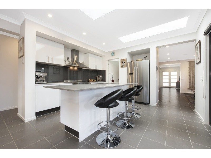 50 Nankeen Avenue, Lara VIC 3212