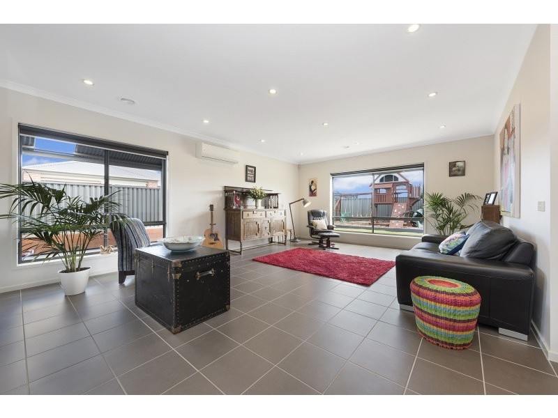 50 Nankeen Avenue, Lara VIC 3212