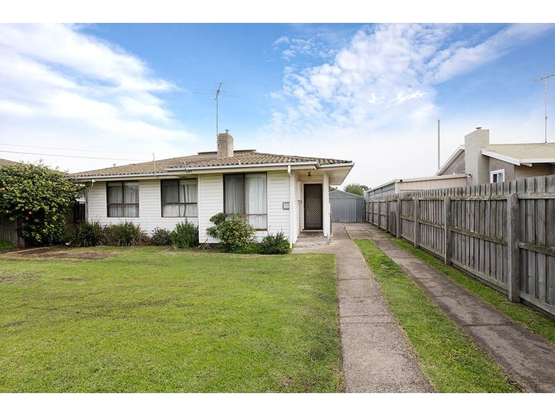 26 Wisteria Grove, Norlane VIC 3214