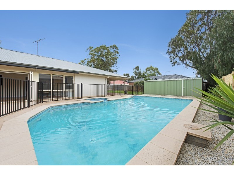 1 Rubena Crescent, Lara VIC 3212