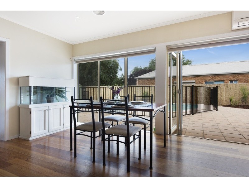 1 Rubena Crescent, Lara VIC 3212