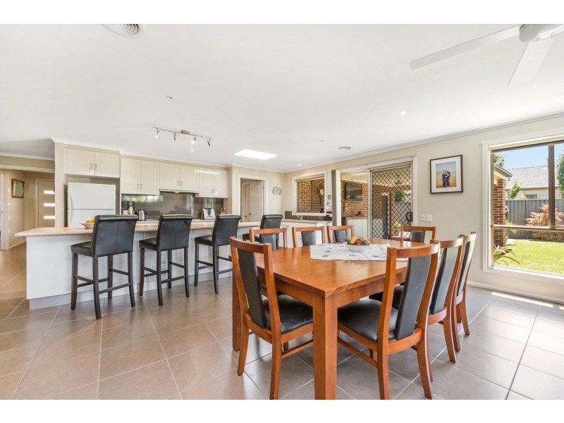 22-24 Moorhen Drive, Lara VIC 3212