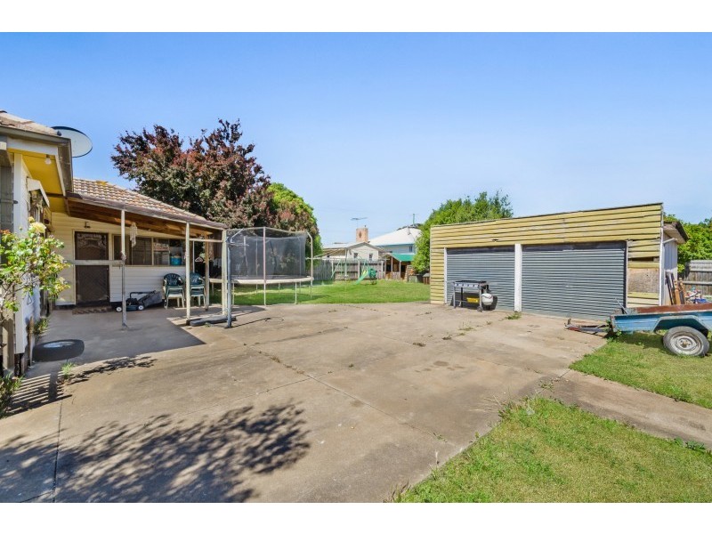 40 Forest Road South, Lara VIC 3212