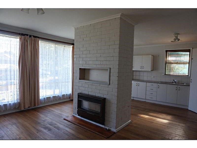 16 Vermont Avenue, Corio VIC 3214