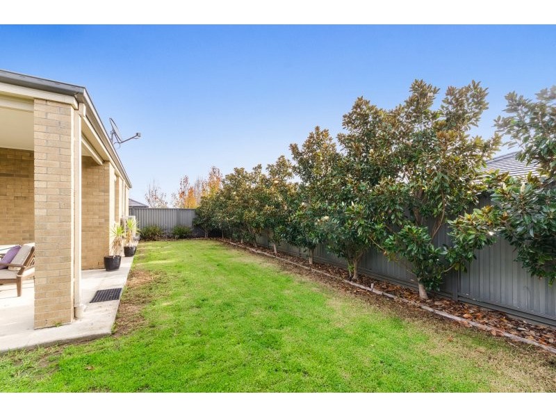 47 Moorhen Drive, Lara VIC 3212
