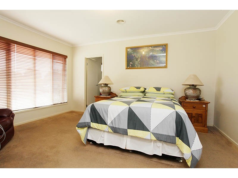 15 Bath Street, Lara VIC 3212