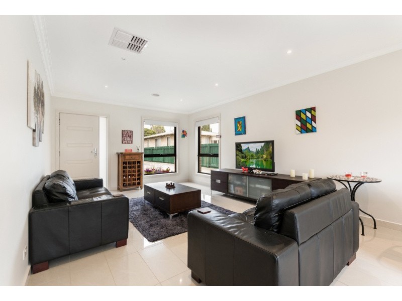 2/32 Spruhan Avenue, Norlane VIC 3214