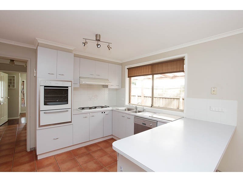 19 Thames Boulevard, Werribee VIC 3030