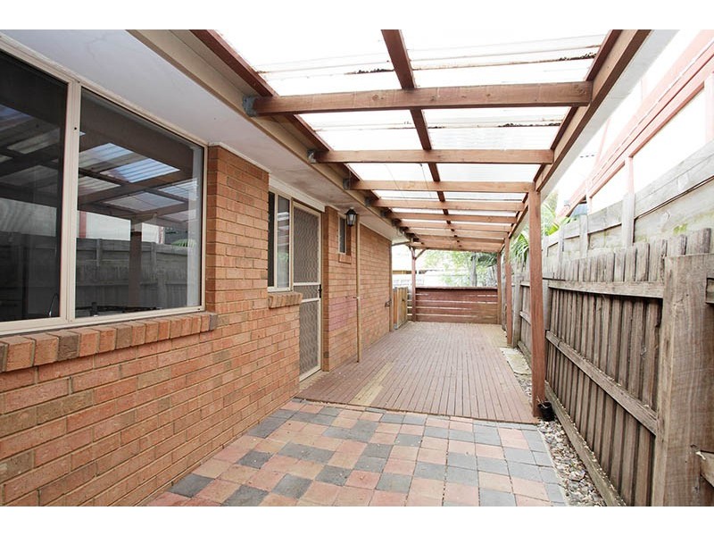 19 Thames Boulevard, Werribee VIC 3030