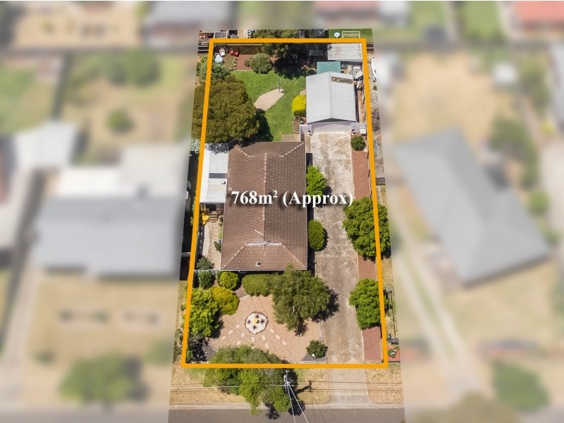 6 Young Street, Lara VIC 3212