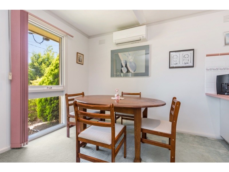 6 Young Street, Lara VIC 3212