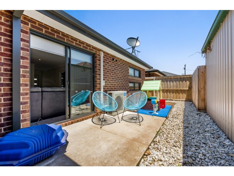 1/24 Curletts Road, Lara VIC 3212