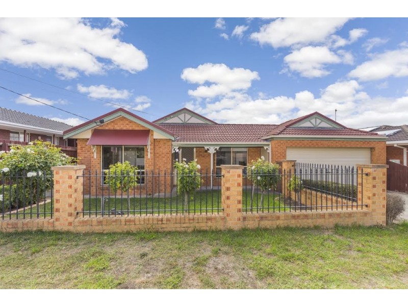 15 Rushden Close, Bell Post Hill VIC 3215
