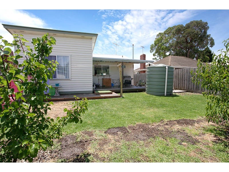 11 Finch Street, Norlane VIC 3214