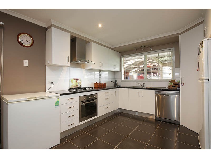 11 Grange Court, Corio VIC 3214