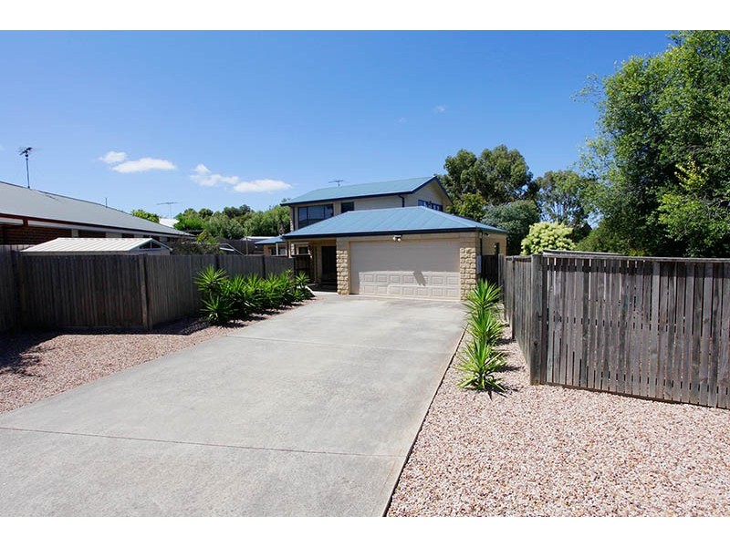 6 Nanton Close, Lara VIC 3212