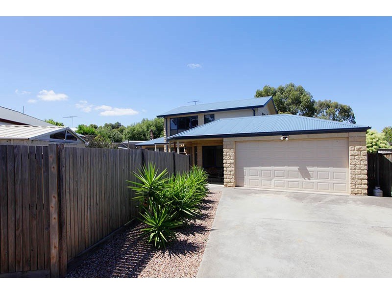 6 Nanton Close, Lara VIC 3212