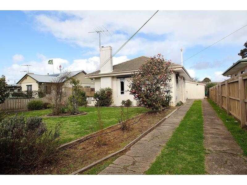 17 Harpur Road, Corio VIC 3214