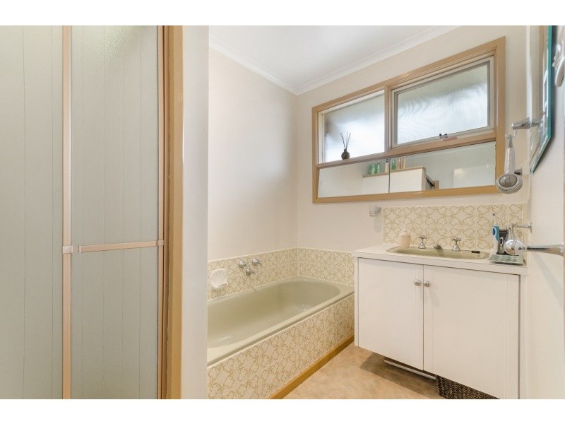 65 Shaws Road, Little River VIC 3211