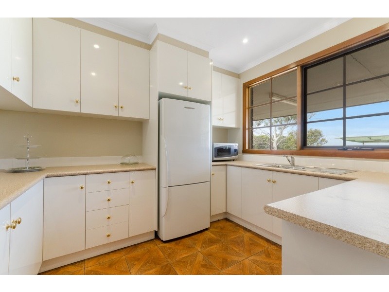 210 Patullos Road, Lara VIC 3212