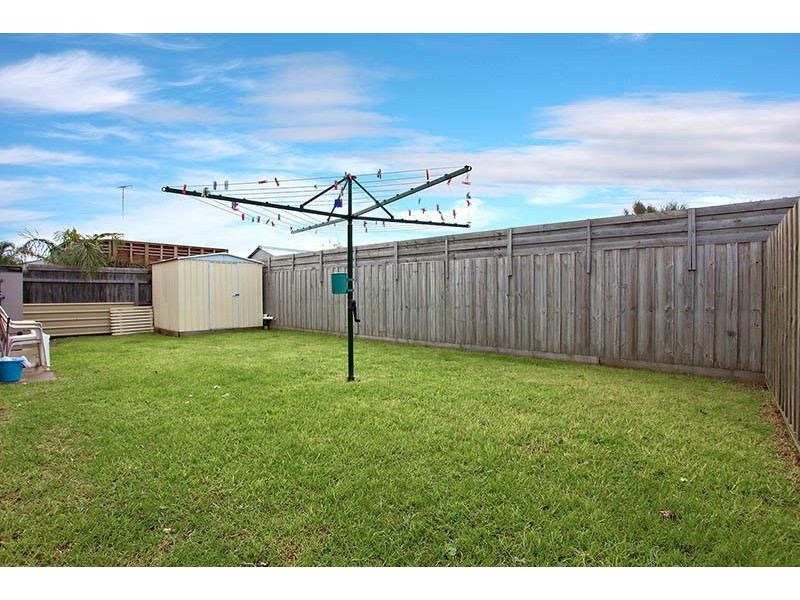 56 Blackbird Circuit, Lara VIC 3212