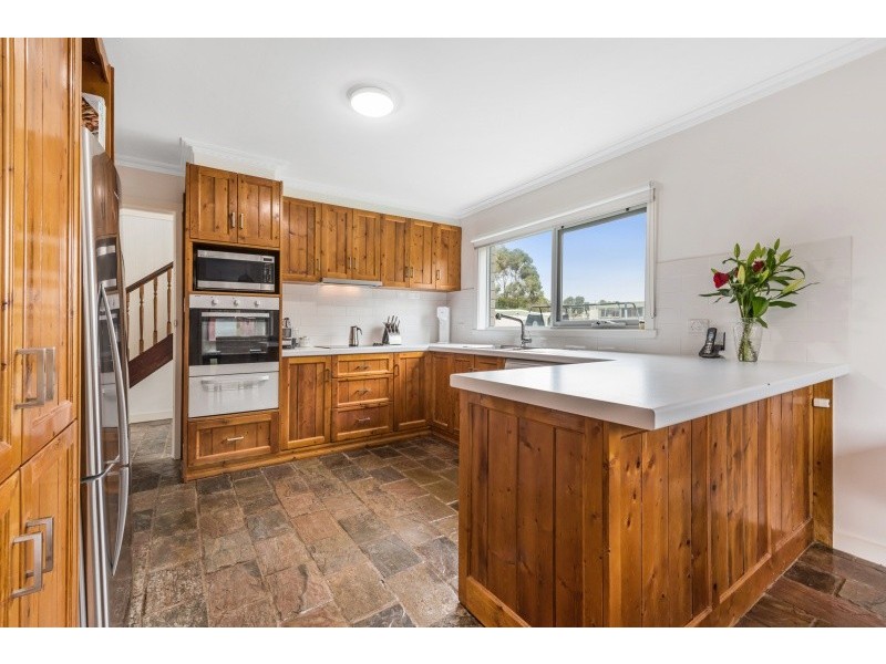 20 Research Road, Lara VIC 3212