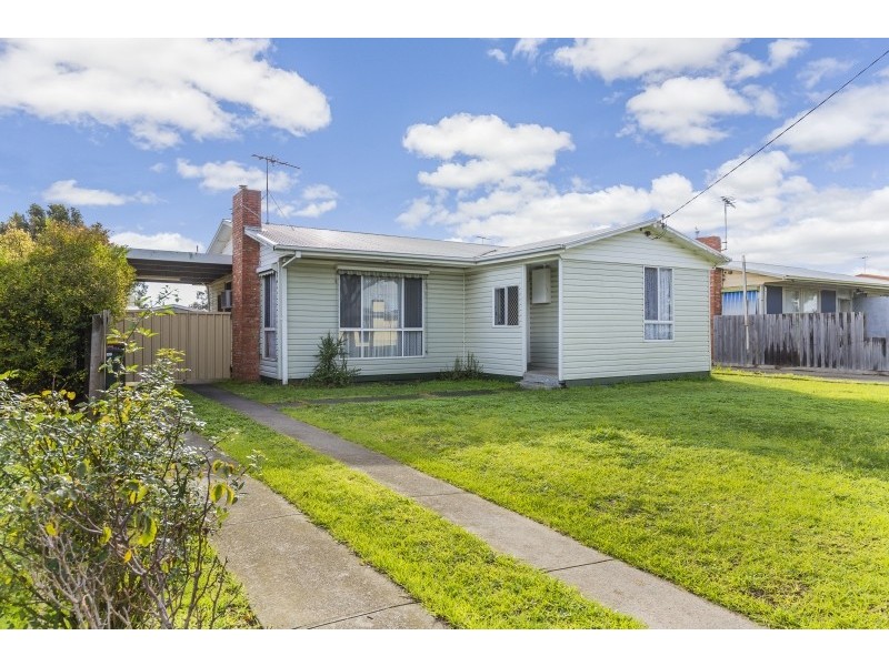 8 Alkira Avenue, Norlane VIC 3214