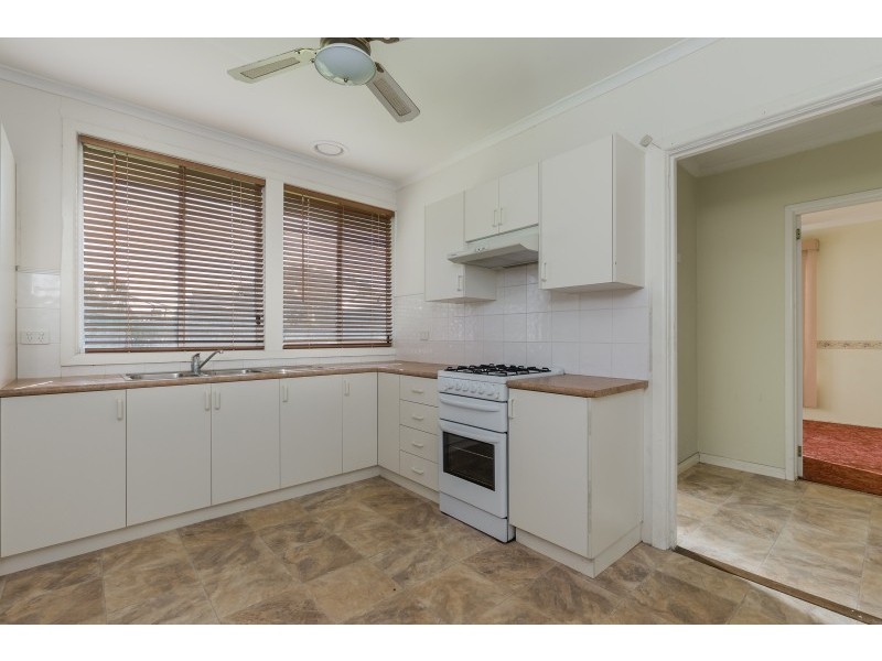 8 Alkira Avenue, Norlane VIC 3214